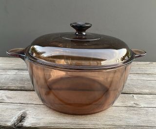 Vintage Vision Amber Corning U.  S.  A.  4.  5 Liter Stock Pot With Pyrex Lid
