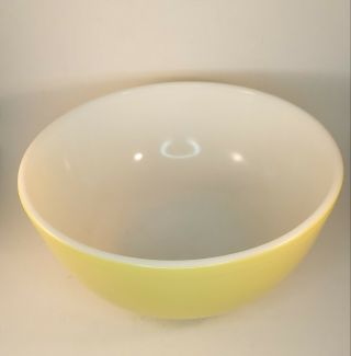 Vintage Pyrex Yellow Large Nesting Mixing Bowl Primary Color