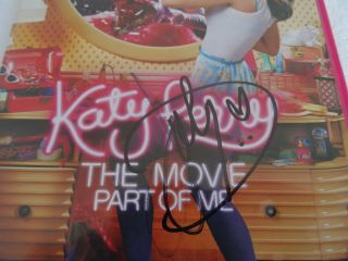 KATY PERRY THE MOVIE PART OF ME DVD HAND SIGNED AUTOGRAPHED RARE TEENAGE DREAM 2