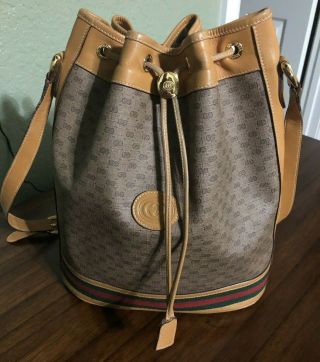 Vintage Gucci Gg Large Canvas/leather/stripe Drawstring Bucket Bag - Wonderful Con