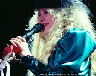 Rock Star Stevie Nicks Rare Concert Photos (set Of 6)