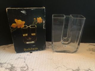 Boda Frezia Vintage Modern U Shaped Glass Vase