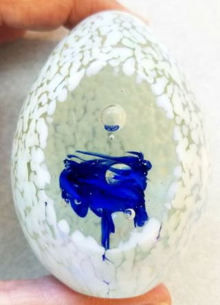 Vintage Msh Paperweight Signed 1986 Mount St Helen Ash Vines Art Glass Egg Shape