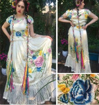 Great Vintage 1930s Mexican Tehuana Huipil Fiesta Dress: Skirt,  Blouse,  Rosettes