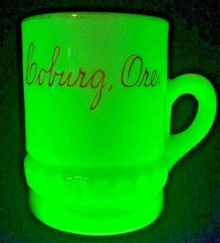 Souvenir Coburg,  Ore.  Eapg Verde Ivorina,  Custard Uranium Magic Glass