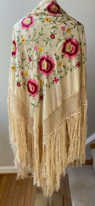 Vintage Chinese Embroidered Piano Shawl Menton W/ Elaborate Fringes Vv824