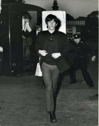 The Rolling Stones Keith Richards Brian Jones Arrive 1964 Concert Photo