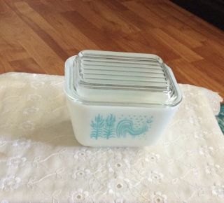 Vintage Pyrex Amish Blue Butterprint 501 Refrigerator Covered Dish 1 1/2 Cup