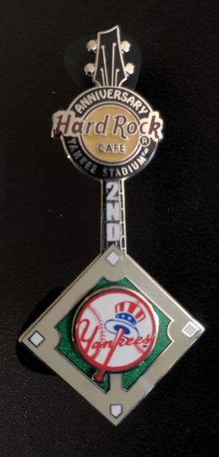 Hard Rock Cafe Yankee Stadium 2nd Anniversary Pin 2011