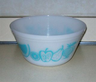 Vintage Federal Glass Heat Proof White Aqua Turquoise Cut Fruit Onion 8 " Bowl