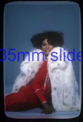 1834,  Dionne Warwick,  Wrapped In Fur Coat,  Or 35mm Transparency/slide