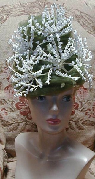 1950s Christian Dior Towering Lily Of The Valley Tulle Turban Made In France