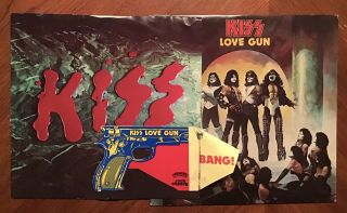 Vintage Lp 1977 Kiss Aucoin (love Gun Album) Paper Love Gun (nblp 7057)