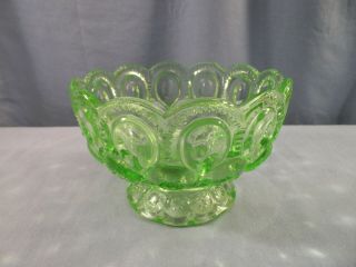 L.  E.  Smith Lime Green Glass Moon & Stars Footed Bowl Candy Dish