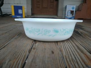 Pyrex Meadow 1 1/2 Quart - 043 Turquoise Blue - Wheat And Flower Pattern