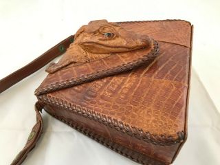 LA MERCEDES S.  A.  Vintage 1950 ' s Hand Tooled Leather Cuban Crocodile Purse 2