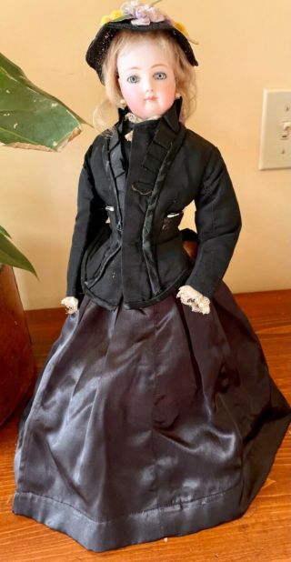 Antique Bisque 17” Unmarked Jumeau French Fashion Doll On Leather Body C1800’s