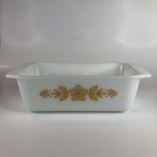 Vintage Pyrex Butterfly Gold 1.  5 Qt Loaf Pan Bread Baking Dish 913