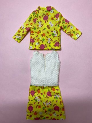 Vintage Barbie Clothes Japanese Exclusive 20022607 Yellow Floral suit Outfit 2