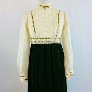 Vintage 70s Women’s Maxi Lace Velvet Prairie Gothic Dress Small Boho Green Cream