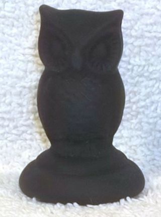 Boyd Glass Made In 1984 Woodsie Owl Owlet Paperweight Frosted Bermuda Red Fund