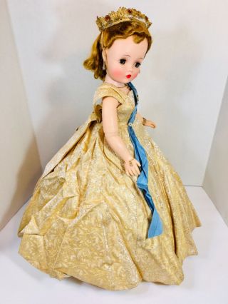 Vintage Madame Alexander Cissy Queen Elizabeth Ii Doll Side Part Gold Blue Eyes
