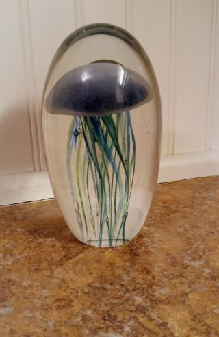 Dynasty Gallery Art Glass Jellyfish Paperweight Glow In The Dark