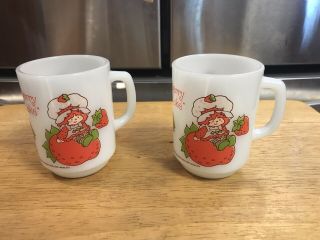 2 Vintage 1980 Strawberry Shortcake Milk Glass Cups Mug - Anchor Hocking