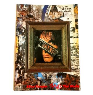 Alice Cooper Trashes The World 1989 Japan Trash Tour Concert Program Book C19