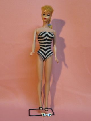 Vintage 1960 Barbie Blonde Ponytail 5 Inc: Swimsuit,  Shoes,  Sunglasses & Stand