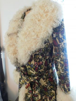 Lilli Ann Paris San Francisco Vintage Tapestry Coat Bohemian Sheep Fur Gorgeous