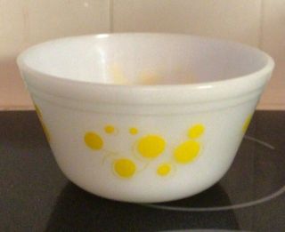 Vintage Federal Glass Yellow Atomic Dots 7 " Mixing Bowl Rare & Hard To Find