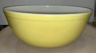Vintage Pyrex Yellow Large Nesting Mixing Bowl 4 Quart/404 Primary Color