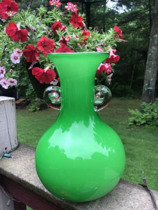 Vintage Italian Mid - Century Empoli Murano Green And White Cased Glass Vase
