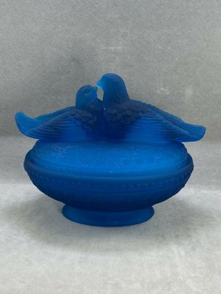 Vintage Westmoreland Glass Satin Blue Mist Love Birds Candy Dish With Lid