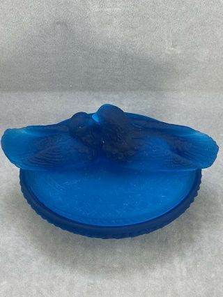Vintage Westmoreland Glass Satin Blue Mist Love Birds Candy Dish With Lid 2