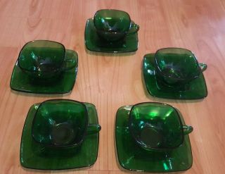 Set Of 5 Anchor Hocking Green Charm Square Glass Cups And Saucers