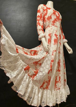 Vtg 70’s Prairie Dress Red & White Floral Patchwork,  Lace Full Length Maxi Long M