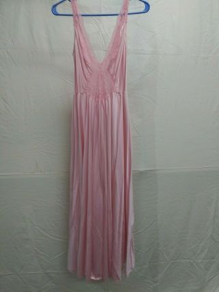 Vintage Olga Nightgown,  Color Light Pink,  Size Medium,  Stretch Bodice (f)