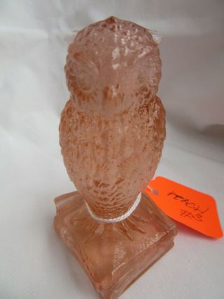 Degenhart Glass Wise Owl On Books Figurine Paperweight Vintage Peach 3