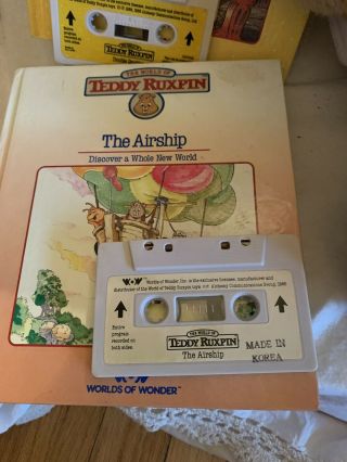 Vtg 1985 Teddy Ruxpin Worlds of Wonder Bear w/ 4 Books & 3 Cassete Tapes 2