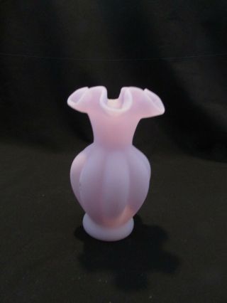 Vintage Fenton Glass Vase Rose Pink Satin Melon Rib 5 1/4 " Tall No Damage