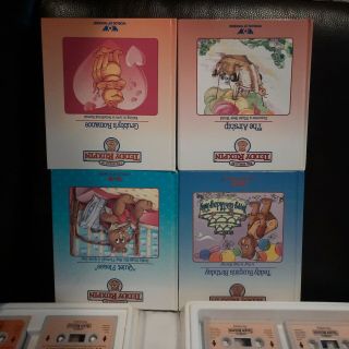 Teddy Ruxpin 1985 with 4 Books AND 11 Tapes All but eye movement. 2