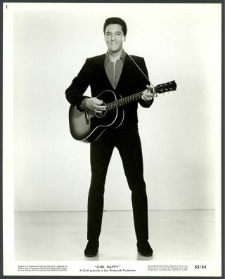 (1) Rare Elvis Presley 1965 Girl Happy 8x10 Vintage Promo Photo Mgm