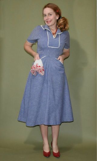 Cute Vintage 1950s Blue Striped Cotton Day Dress Sz S/m