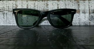 Sunglasses Ray Ban Wayfarer Vintage Frame Bausch Lomb USA Without Case 3