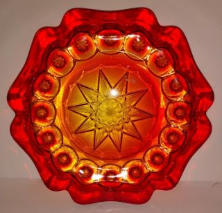 Vintage L.  E.  Smith Co Red Amberina Moon & Stars Pattern 8.  5” Dia Glass Ashtray