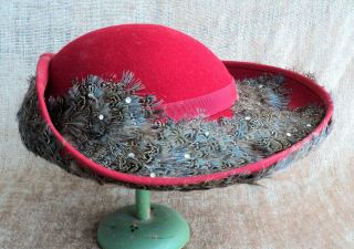 Vtg Jack Mcconnell Boutique Red Wool Hat Church Easter Feathers & Rhinestones