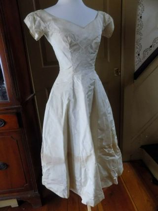 S Handmade Ivory Satin Vintage1956 Princess Circle Skirt Cap Sleeve Wedding Gown