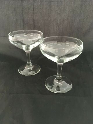 Set Of 2 Vintage Mid Century Modern Etched Cocktail Coupe Champagne Glasses